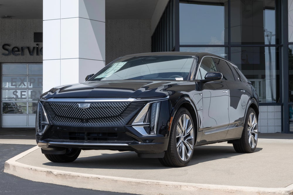 2024 Cadillac LYRIQ Vs. 2024 VW ID.4: Which EV SUV Is The Better Buy?