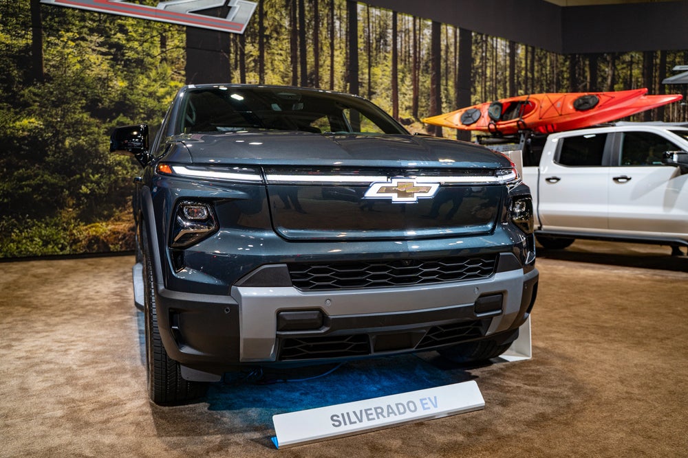 Breaking Down The 2025 Chevrolet Silverado 1500 Engine Options