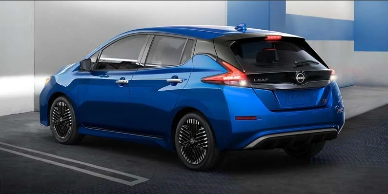 a blue 2024 Nissan Leaf parked near Wallace Nissan of Kingsport.