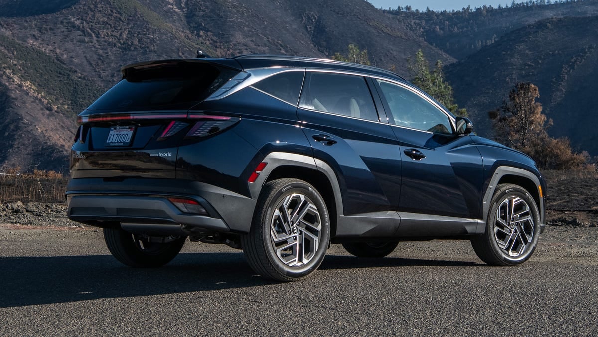 2026 Hyundai Tucson Hybrid Review, Pricing, and Specs