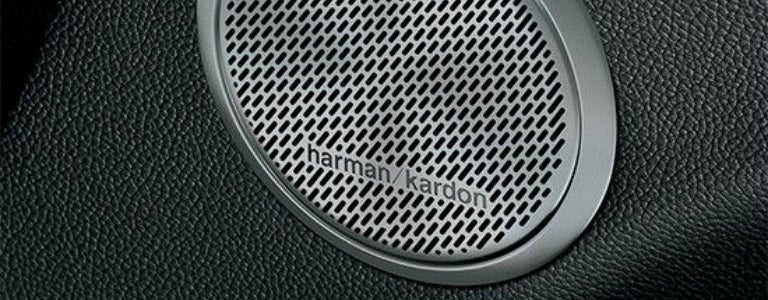 2018 Alfa Romeo Stelvio premium sound system speaker