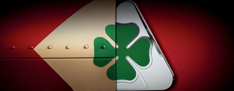 2018 Alfa Romeo Giulia Quadrifoglio logo