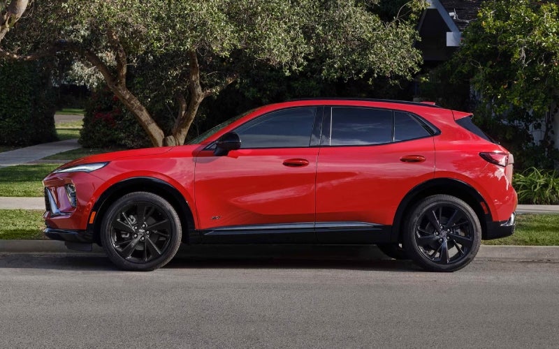 Why Thornton, CO Commuters Appreciate the 2026 Buick Envision's Standard All-Wheel Drive and 30-inch Display