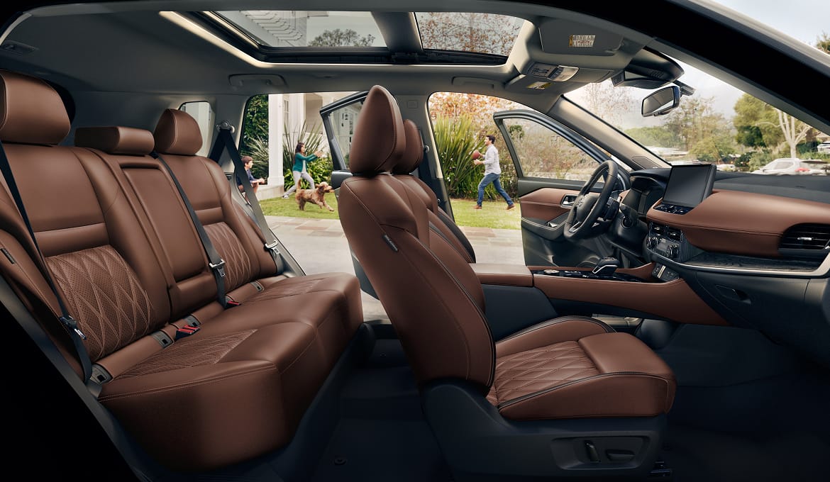 2026.5 Nissan Rogue Gallery: Interior Pictures & Color Options