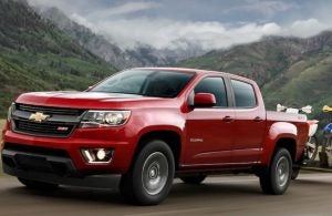 Chevy Colorado towing two dirt bikes