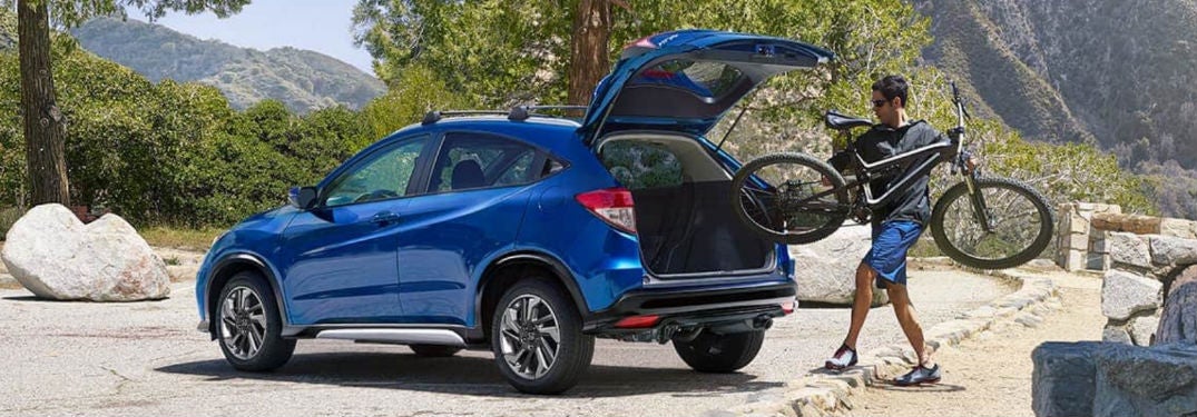6 Instagram photos that that highlight the versatility and style of the Honda HR-V crossover