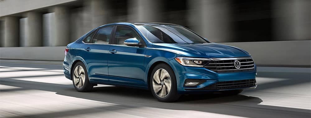 2019-Volkswagen-Jetta-Driving-on-Highway-