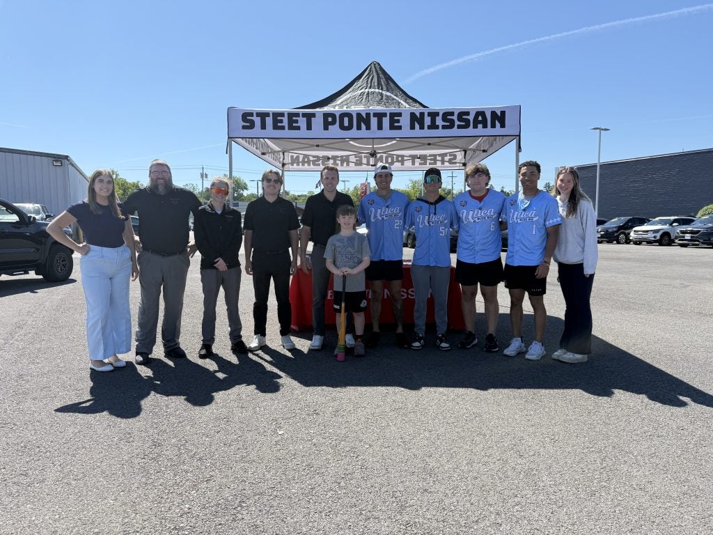 Utica Blue Sox and Steet Ponte Nissan at the Home Run Derby! 