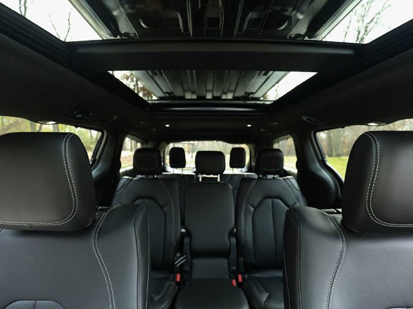 2027 Chrysler Pacifica 3-Row Seating