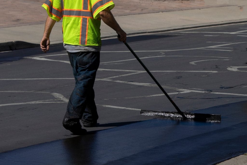 Sealcoating