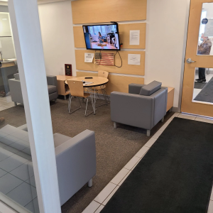 Image of Steet Ponte Chevy waiting room
