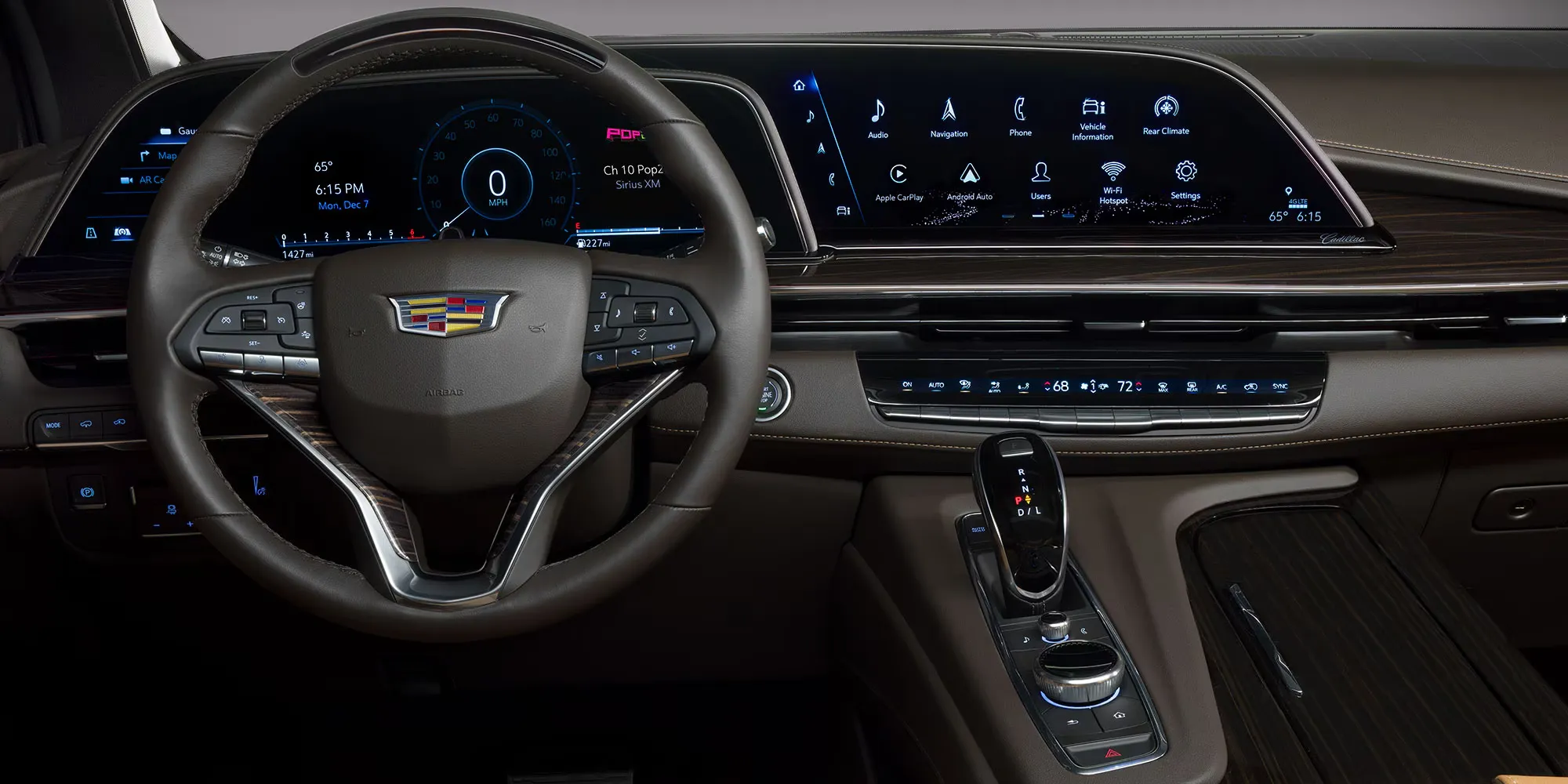 Hi-Tech Infotainment for the Modern Explorer