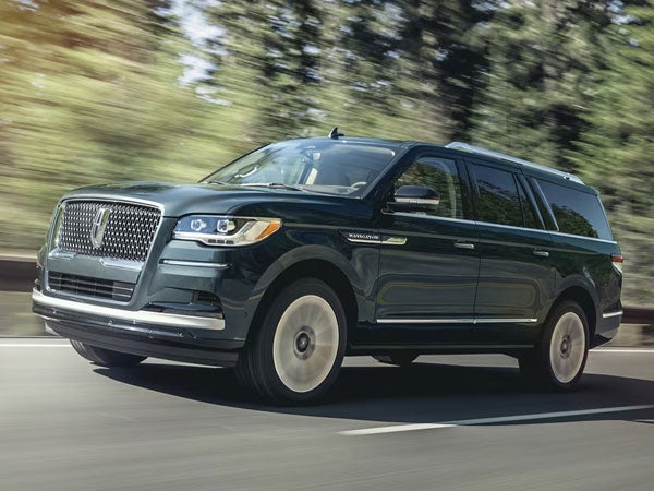 2024 Lincoln Navigator Performance