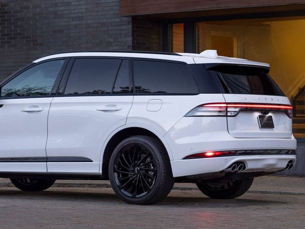 2025 Lincoln Aviator Rear Angle