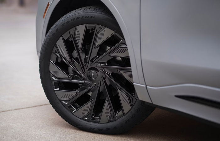 2027 Lincoln Nautilus Updated Jet Appearance Package