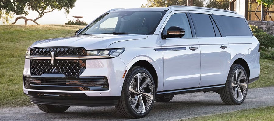 2027 Lincoln Navigator L