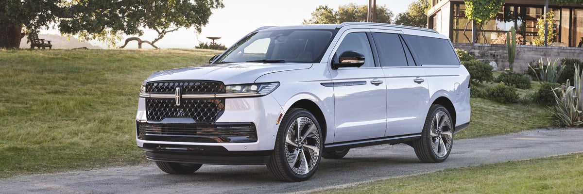 White 2026 Lincoln Navigator L SUV