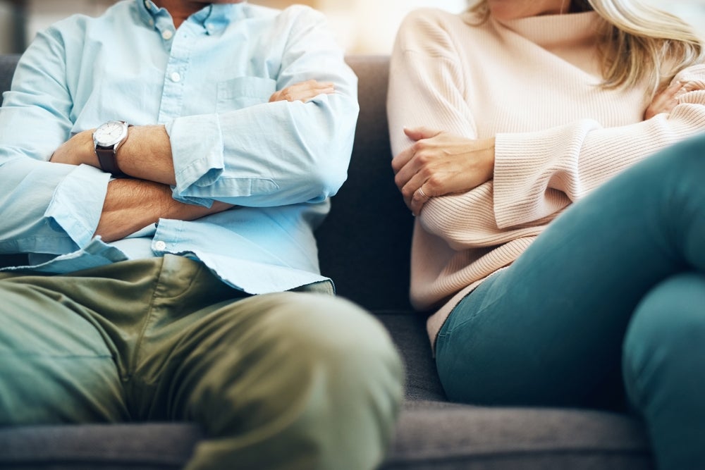 signs that your husband may be planning to divorce you