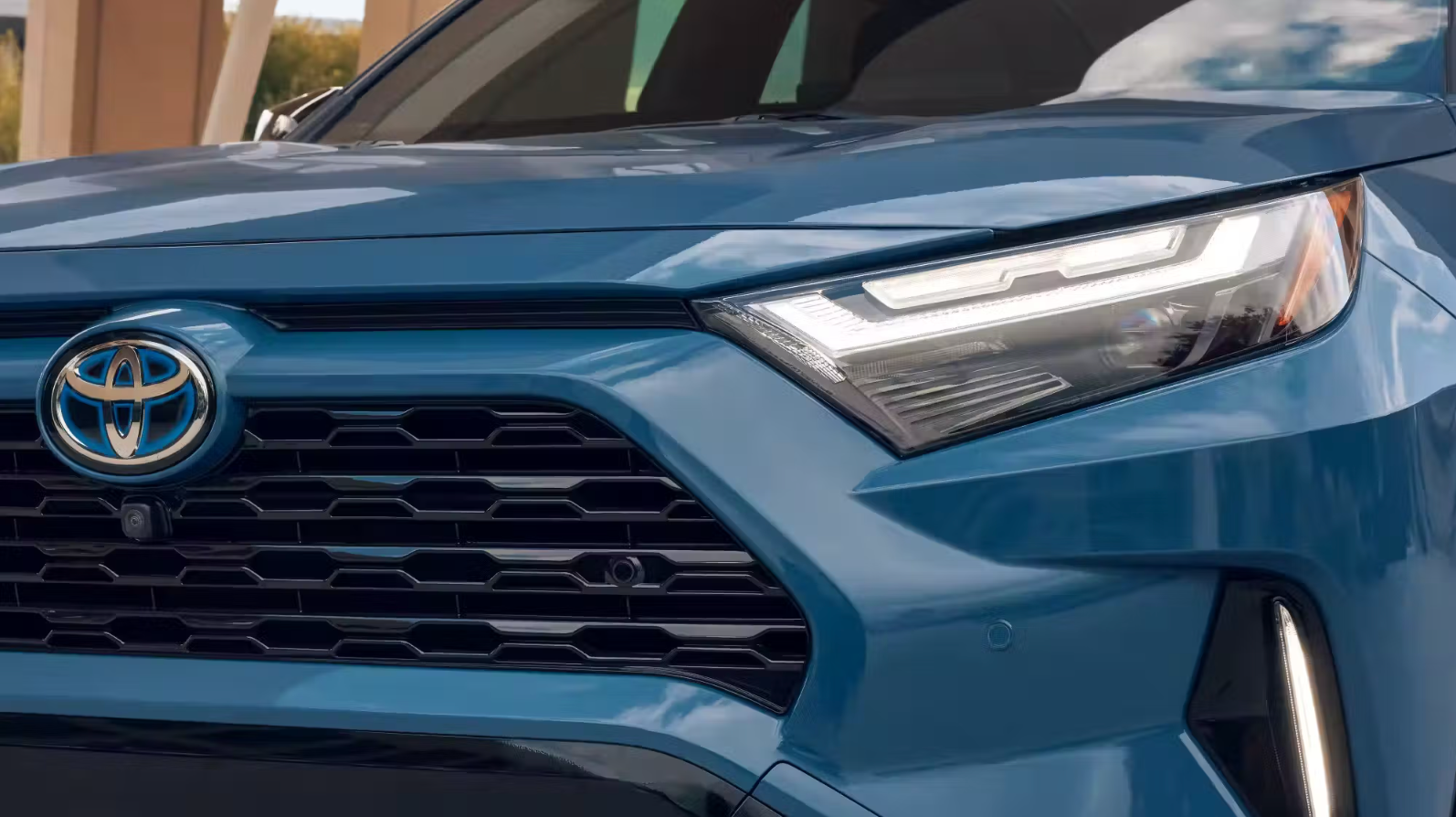 Pre-Owned Toyota Rav4 Grille