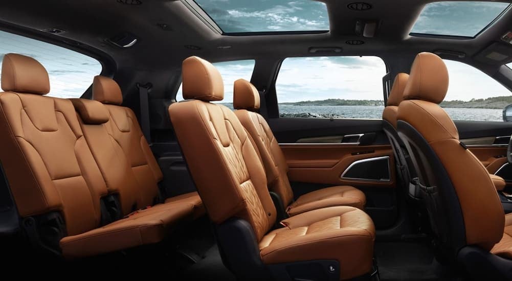 The brown interior in a 2025 Kia Telluride for sale near Bloomingdale.