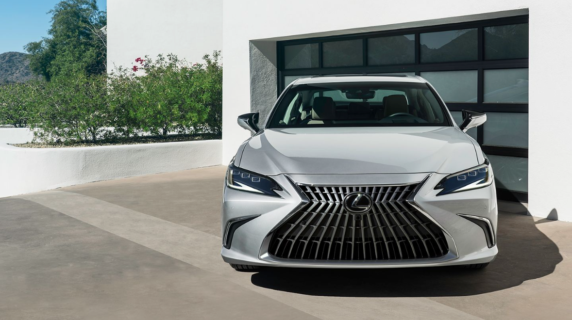 2024-lexus-es-front-view