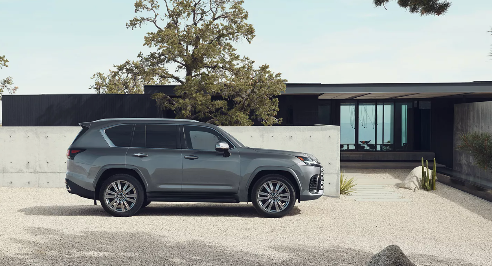 2025 Lexus LX