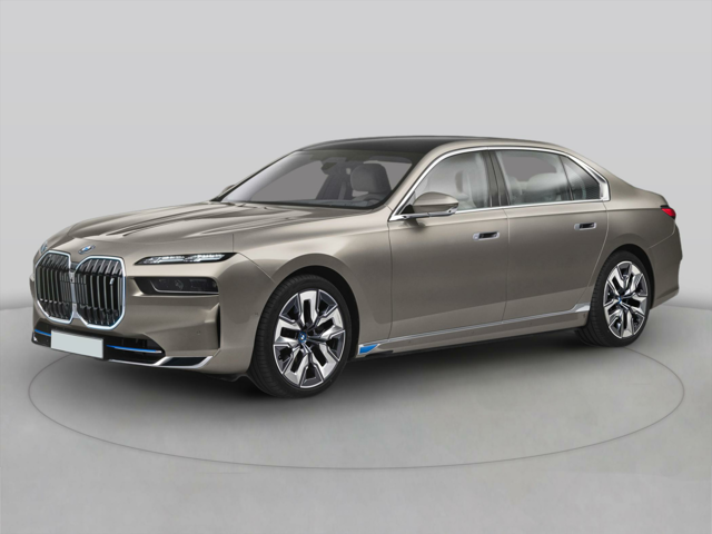 Profile view of a 2025 BMW i7 | BMW Dealer Fresno, CA | BMW Fresno