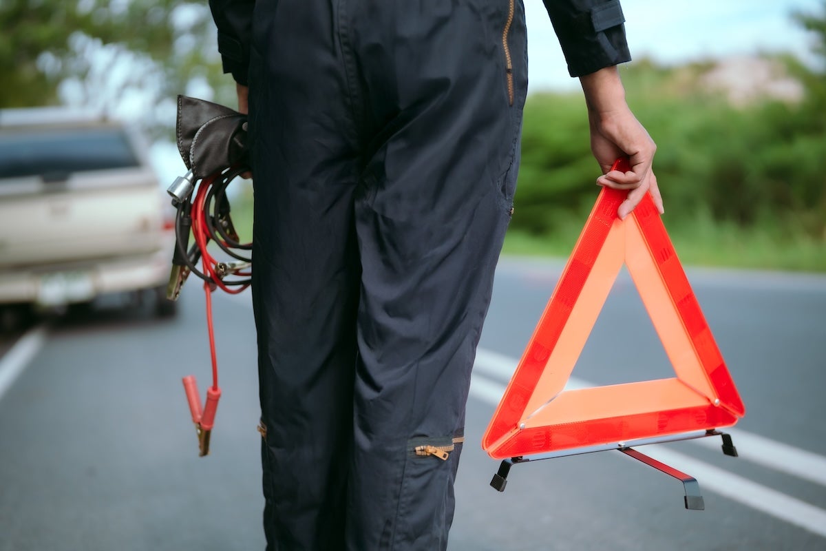 how to handle car emergencies