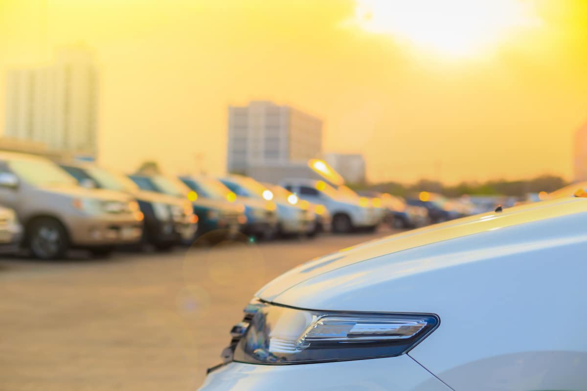 How to protect car paint from sun in open parking