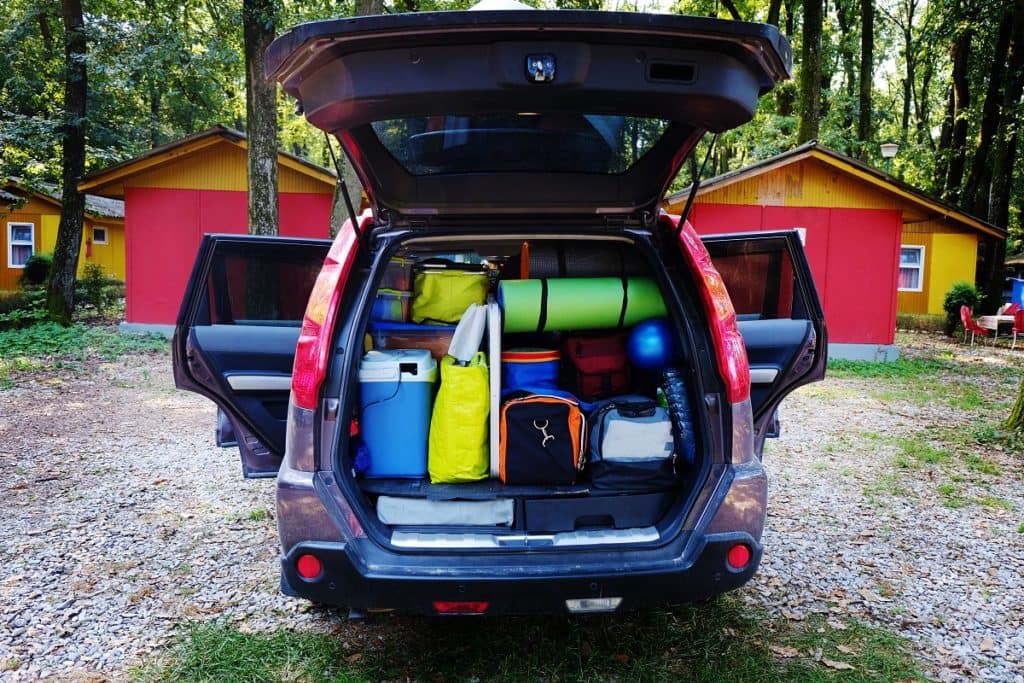 how to pack a car