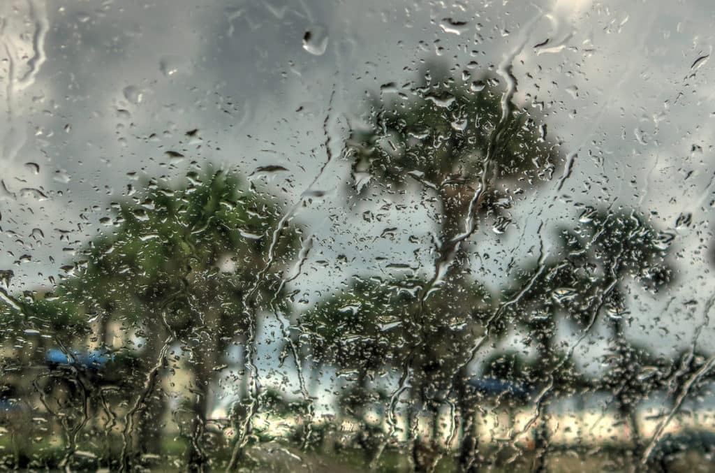 tips for driving in rain
