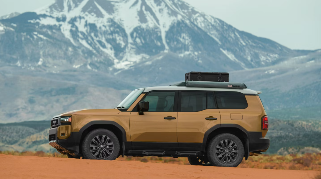 Toyota Land Cruiser vs Lexus GX