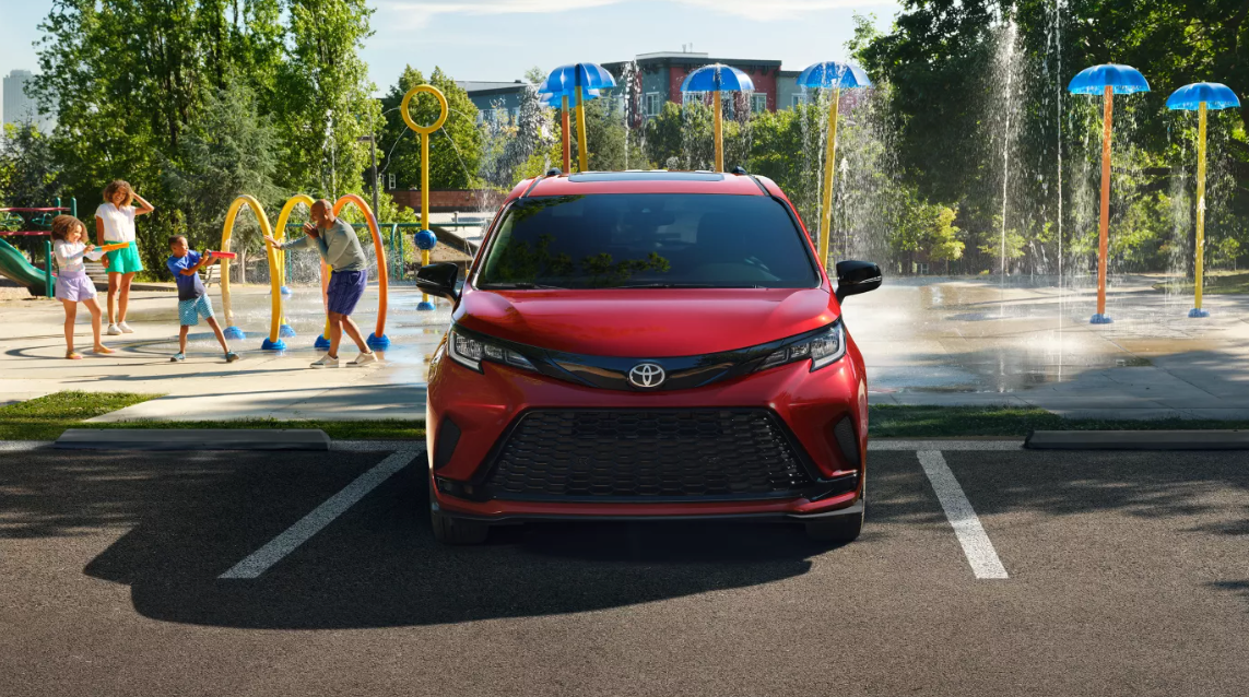 Toyota Sienna vs Honda Odyssey