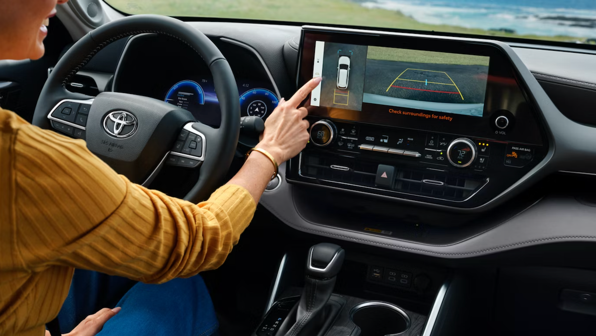 2026 Toyota Highlander safety features