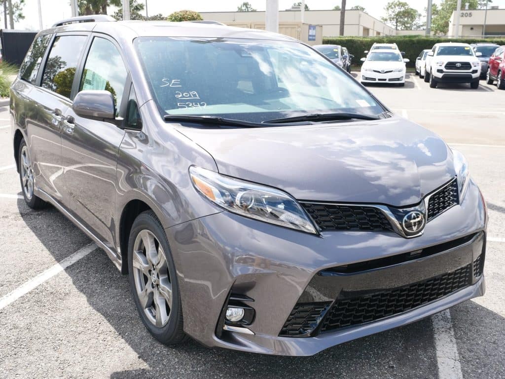 Orlando Toyota minivan