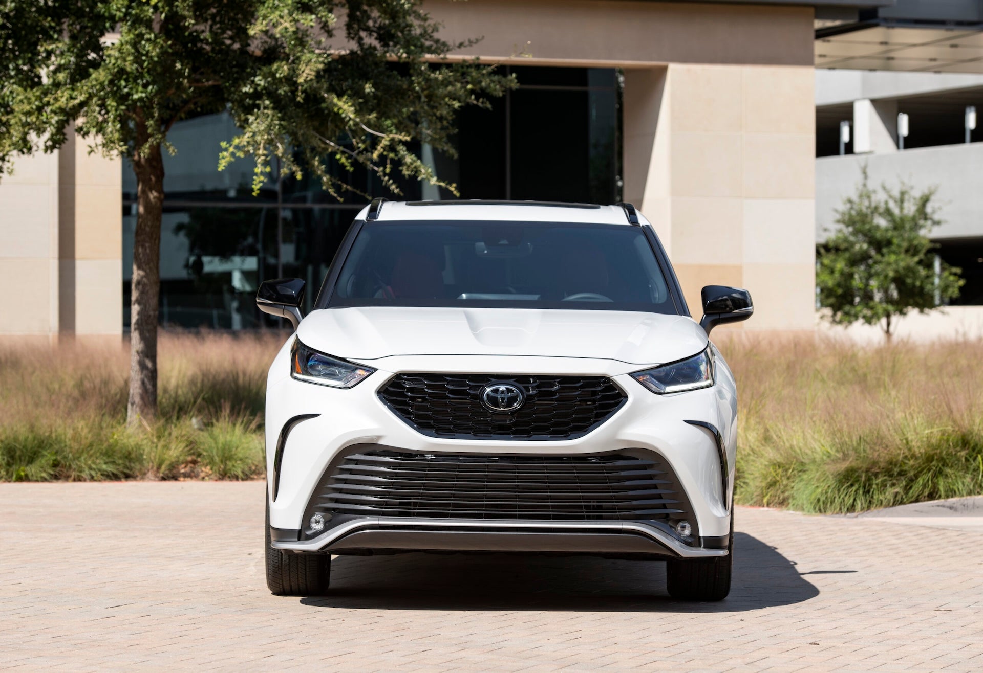 2025 Toyota Highlander in Clermont, FL