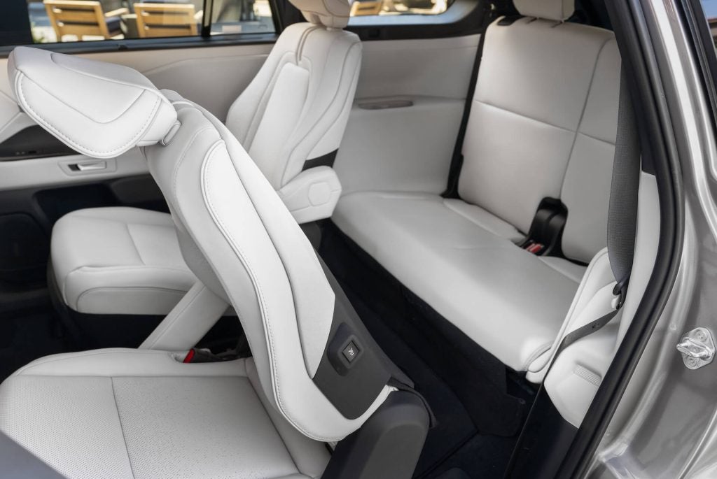2027 toyota Highlander