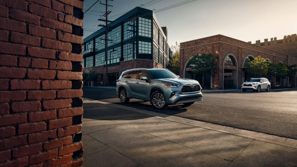 New 2020 Toyota Highlander in Clermont