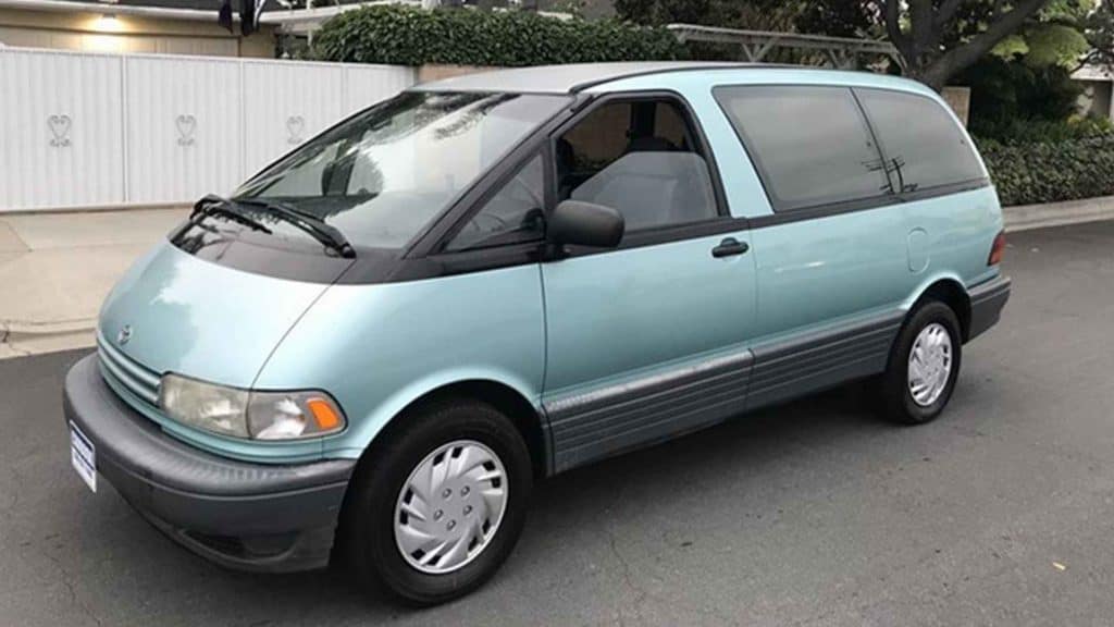 Toyota Previa for sale in Clermont.
