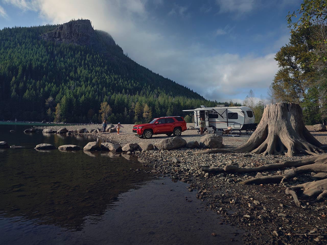 Toyota 4Runner towing by a lake