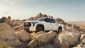 2024 toyota tundra hybrid enigine