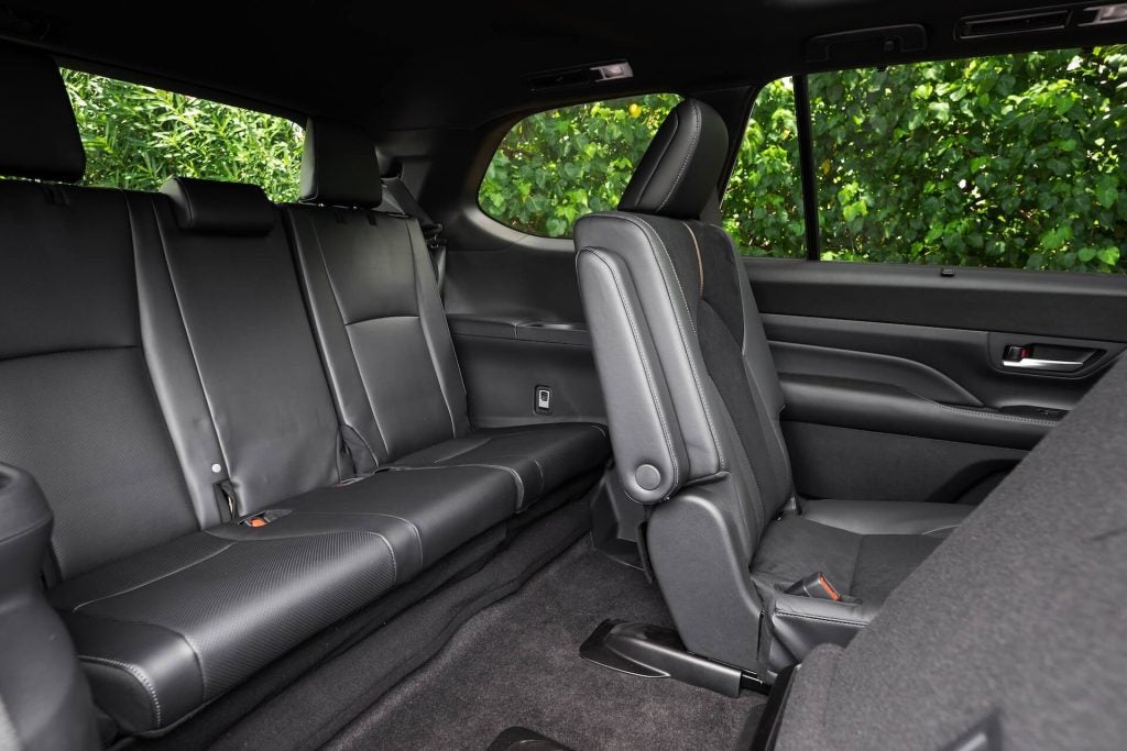 Grand Highlander interior