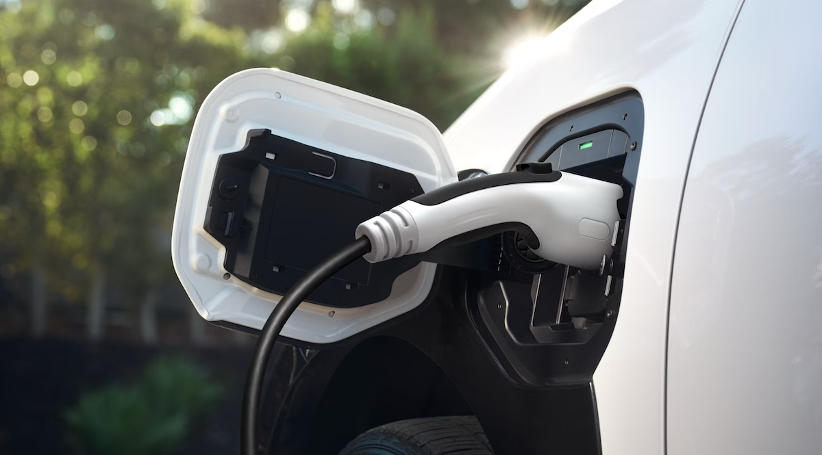 how to charge an electric car