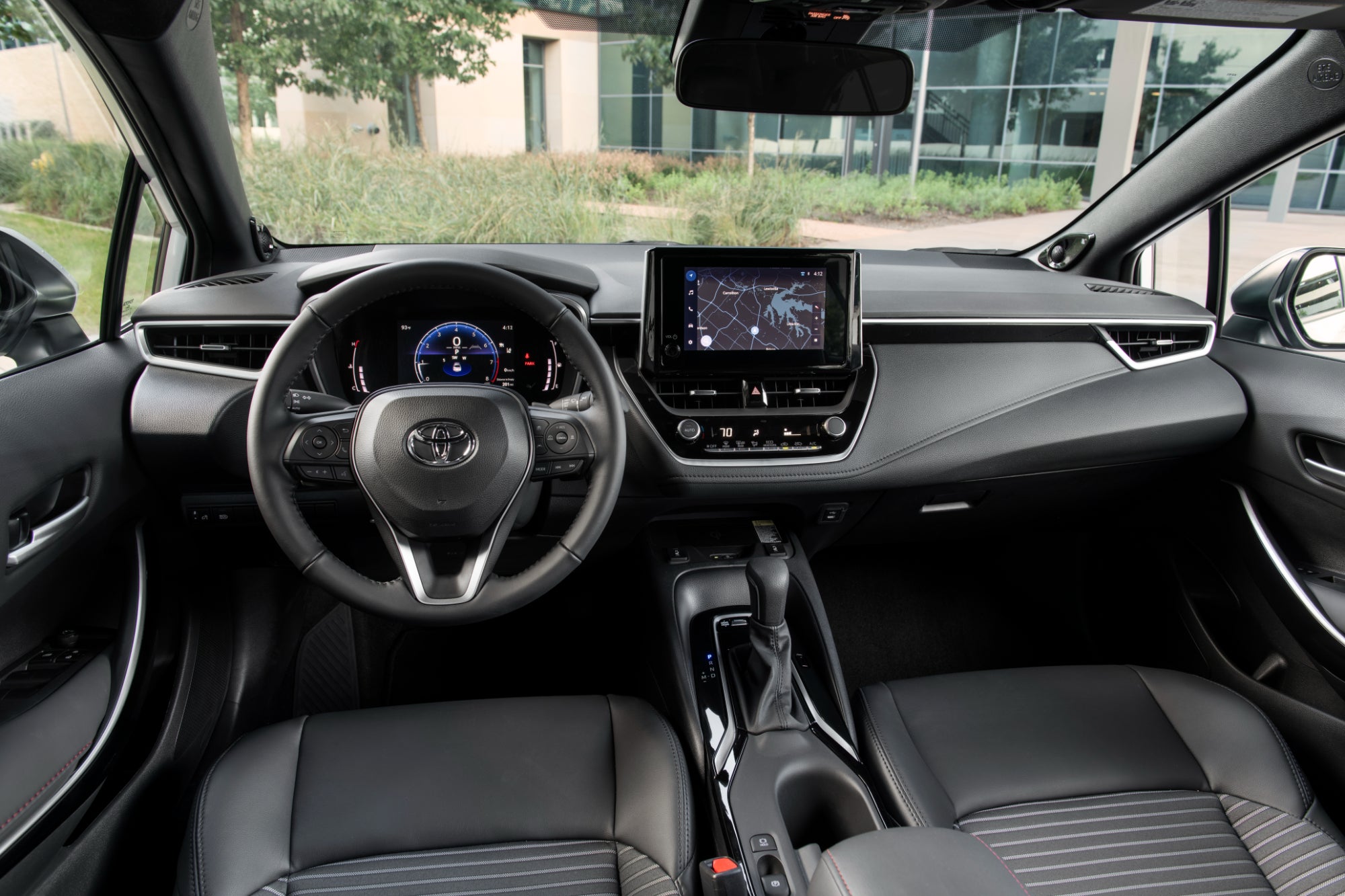 corolla se vs le 