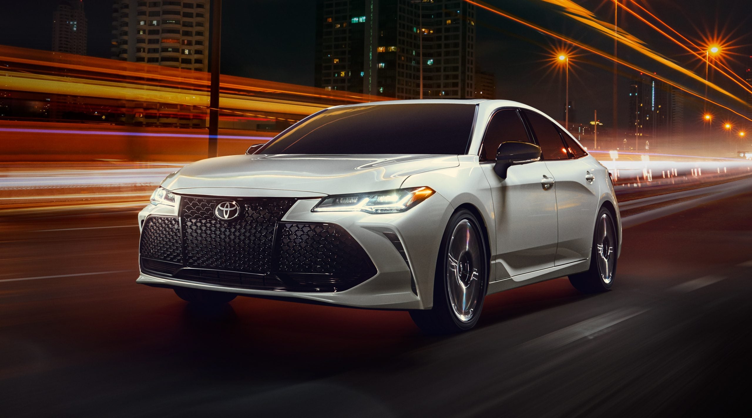 2022 Toyota Avalon in white