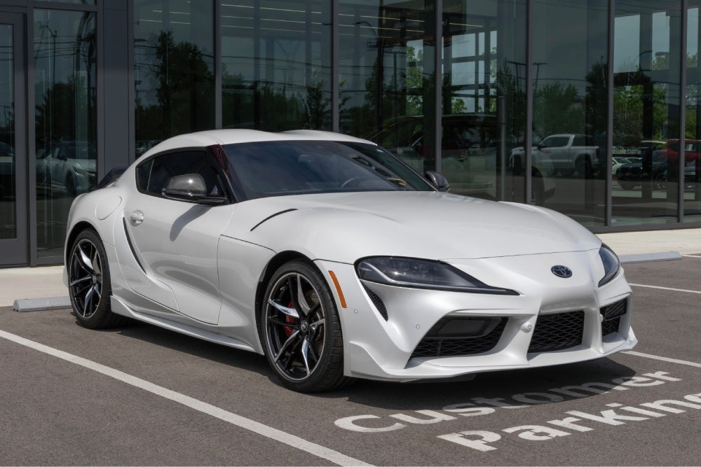 Choosing The Safest Cars Of 2025: Essential Features To Consider