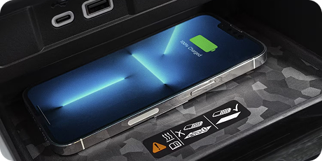 Available wireless phone&nbsp;charging*