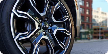 Suburban RST’s athletic 24-inch wheels