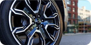 Suburban RST’s athletic 24-inch wheels