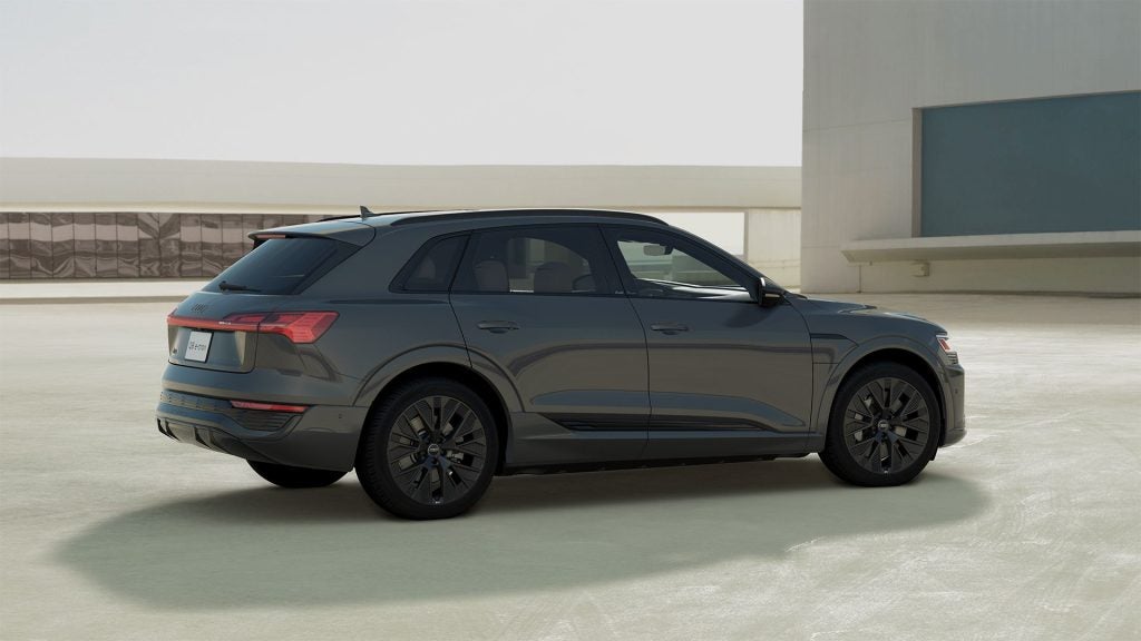 Q8 E-Tron